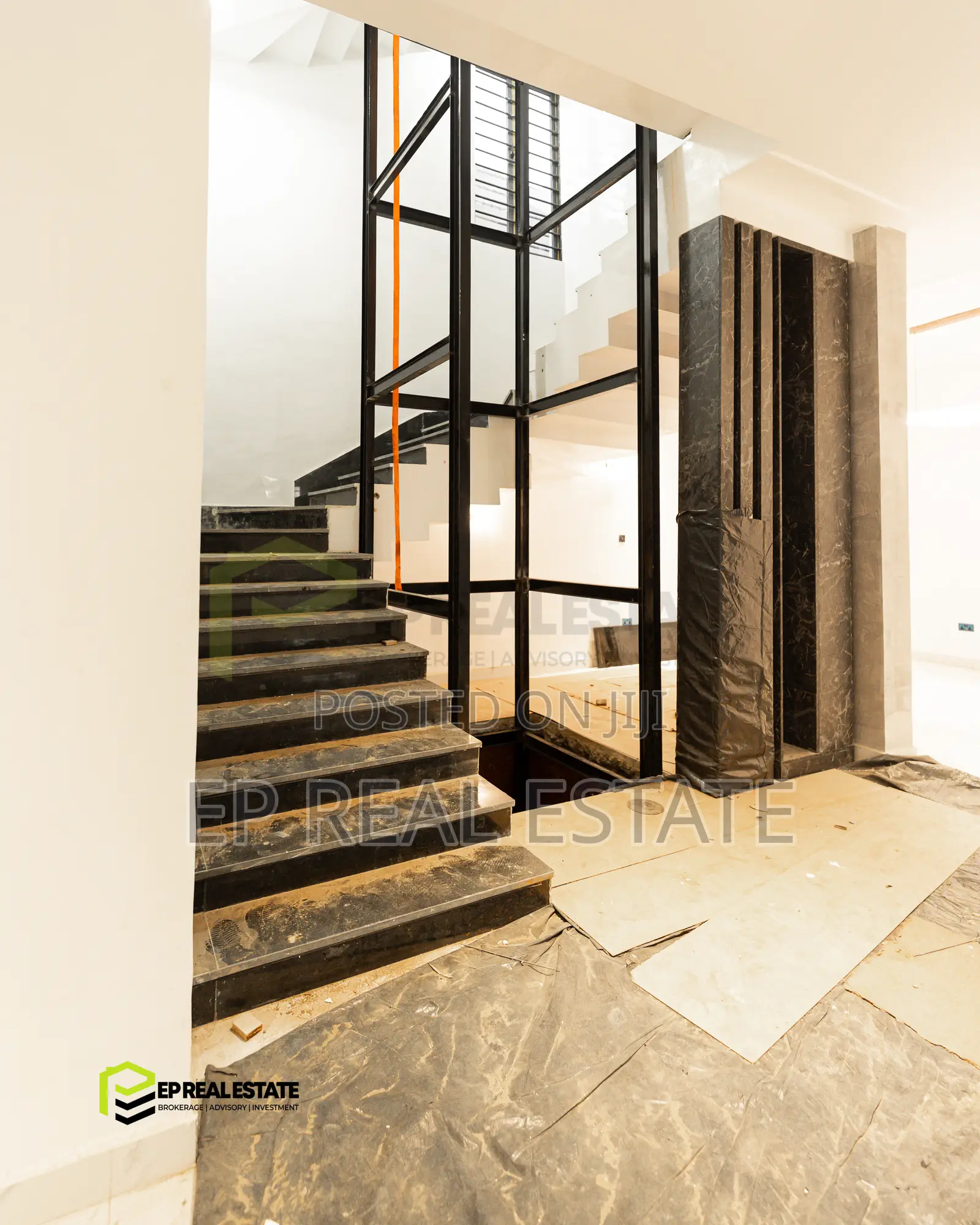 6bdrm Duplex in Apo for sale in Apo Resettlement