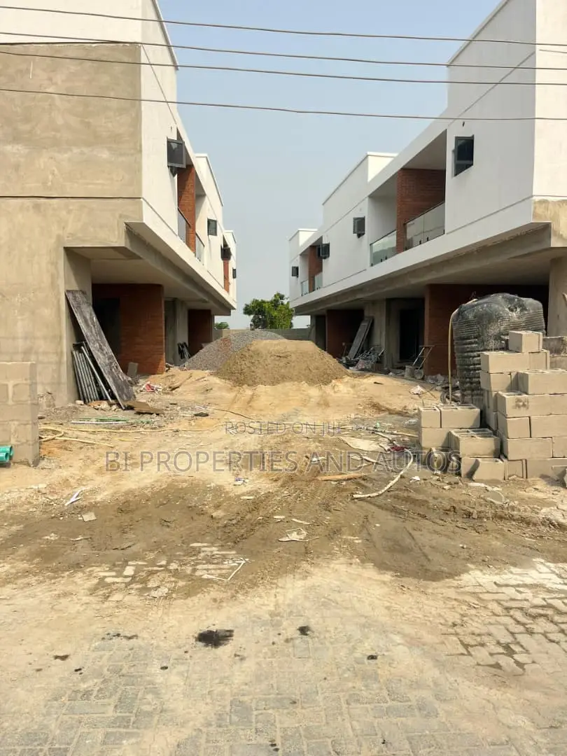 3bdrm Duplex in Lagos Business, Ajah for sale in Ajah