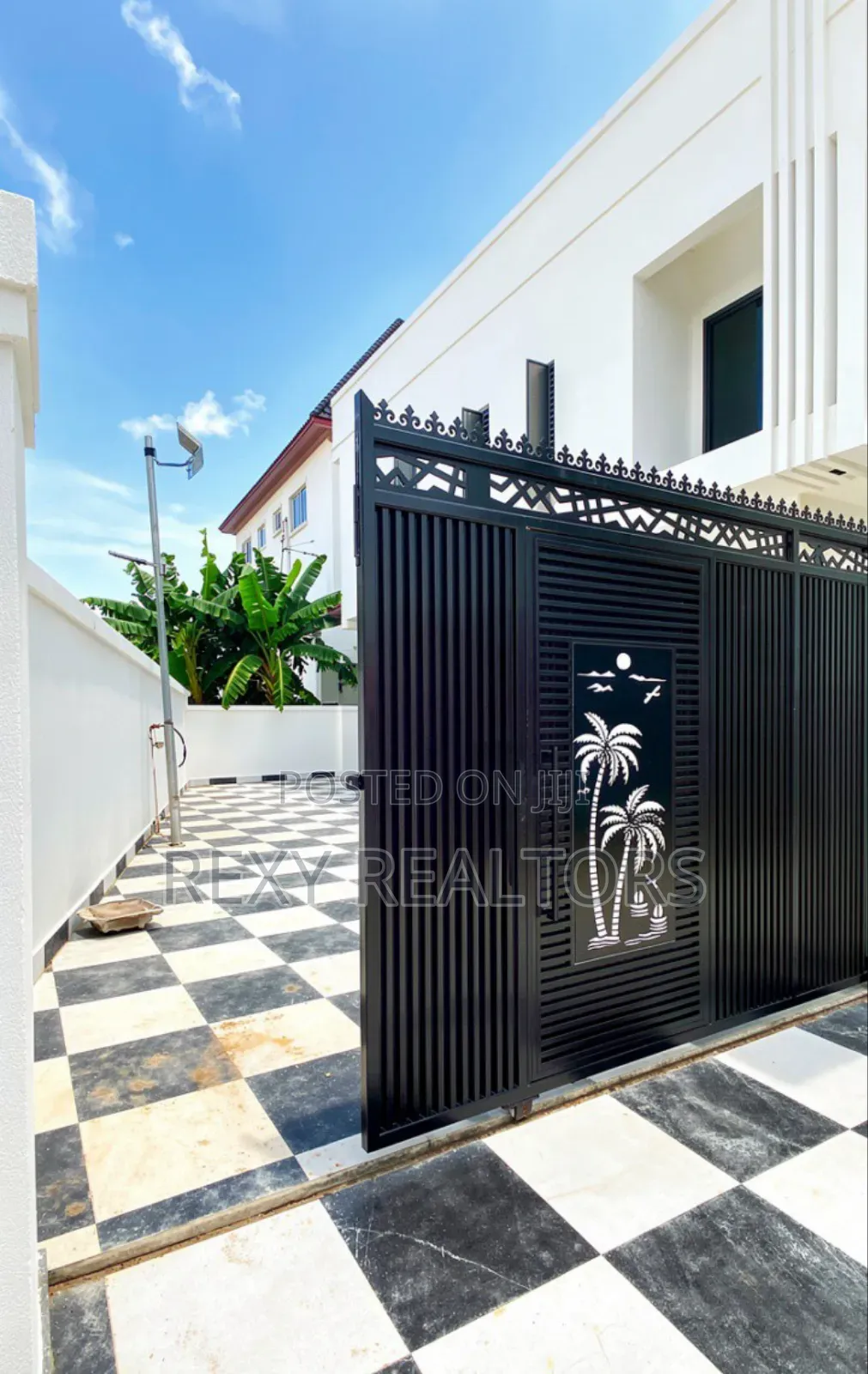 4bdrm Duplex in Shell Cooperative, Eliozu for sale in Eliozu