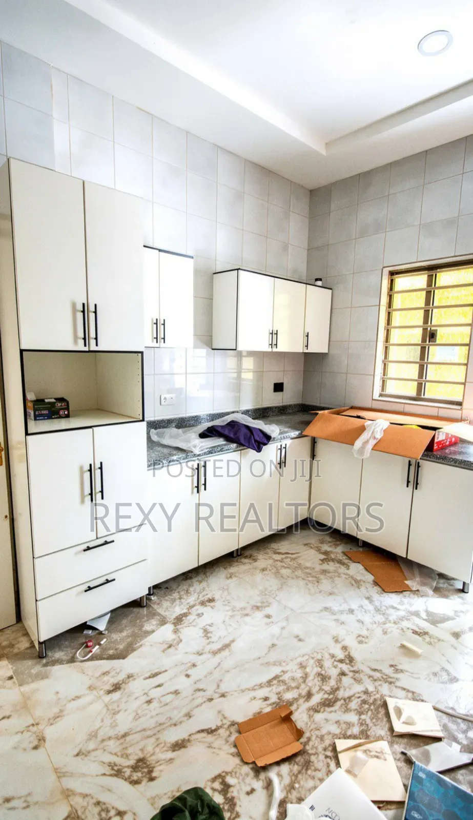 4bdrm Duplex in Shell Cooperative, Eliozu for sale in Eliozu