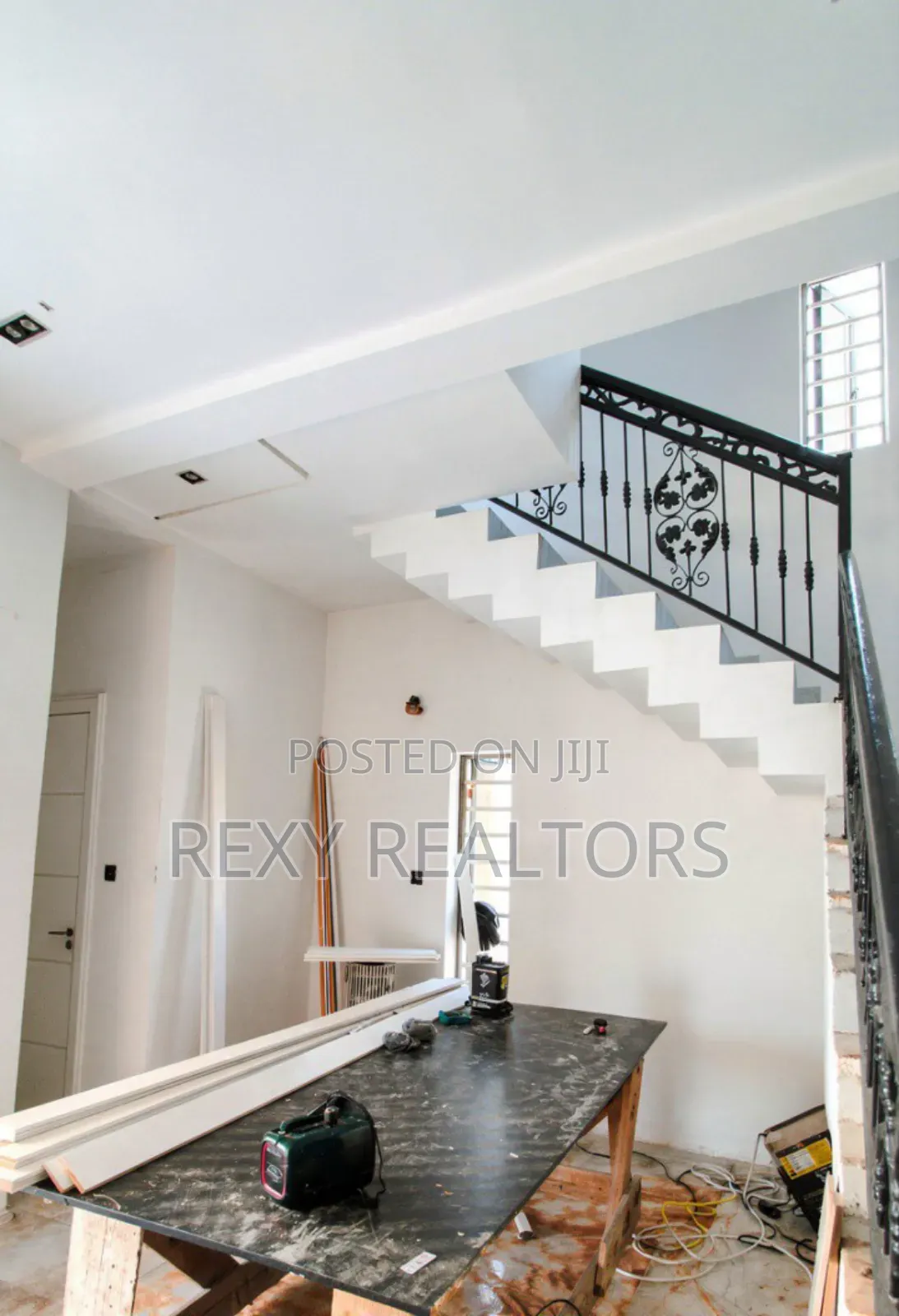 4bdrm Duplex in Shell Cooperative, Eliozu for sale in Eliozu