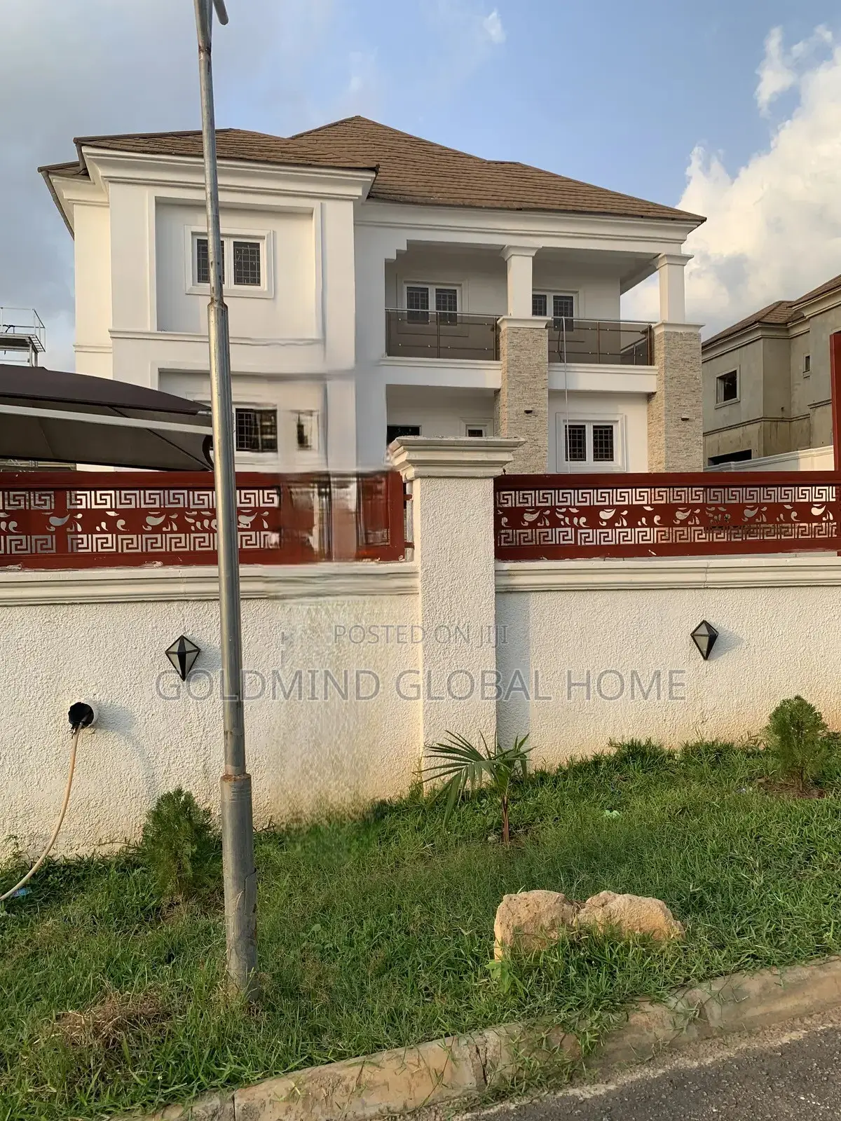 4bdrm Duplex in Lugbe District. for sale in Sabon Lugbe