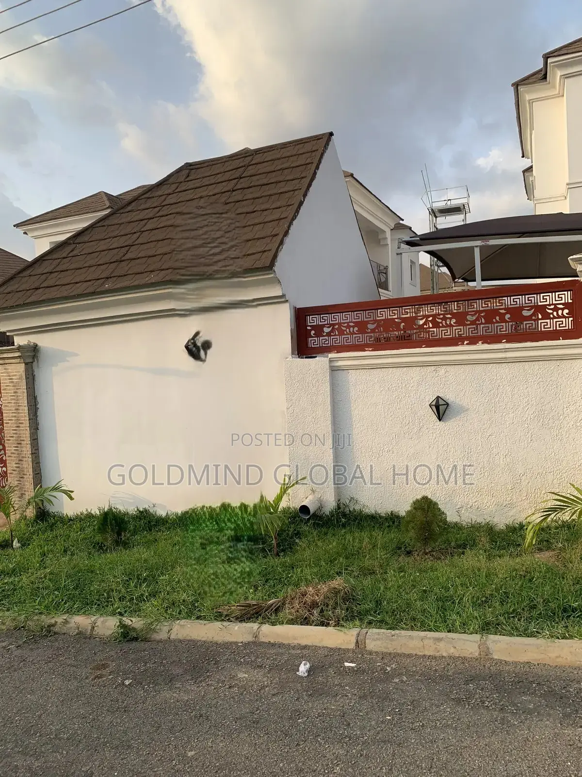4bdrm Duplex in Lugbe District. for sale in Sabon Lugbe