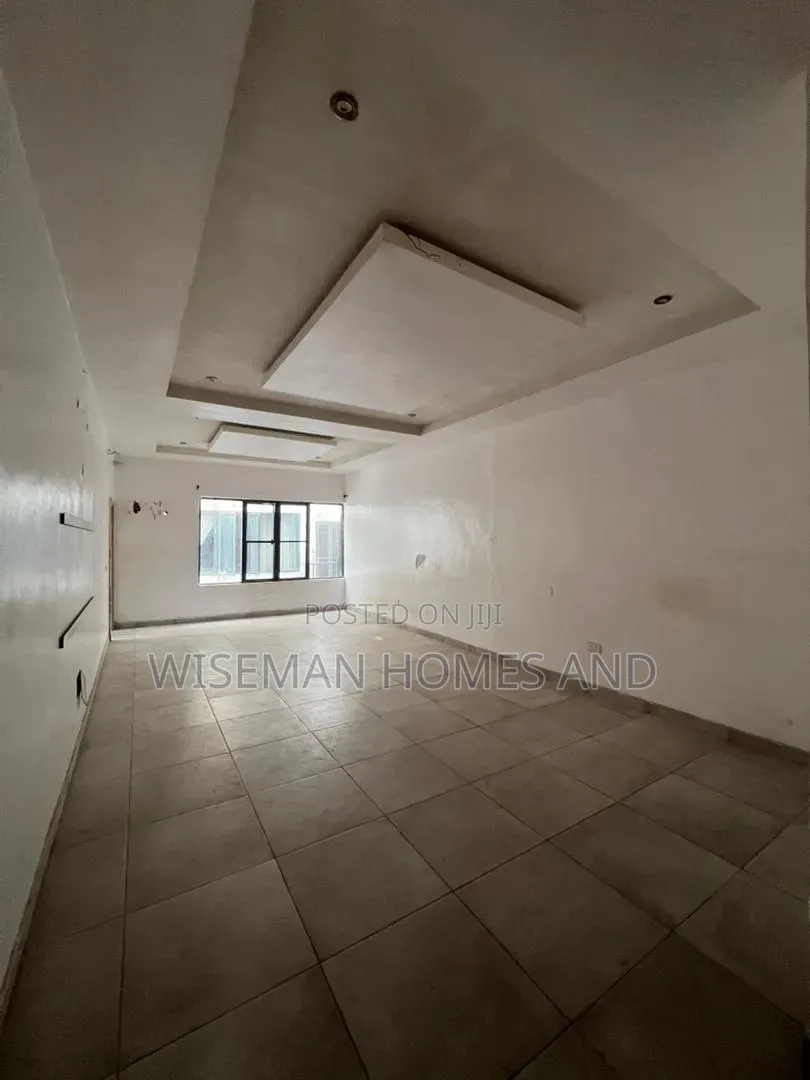 2bdrm Apartment in Chevron Lekki for rent in Chevron