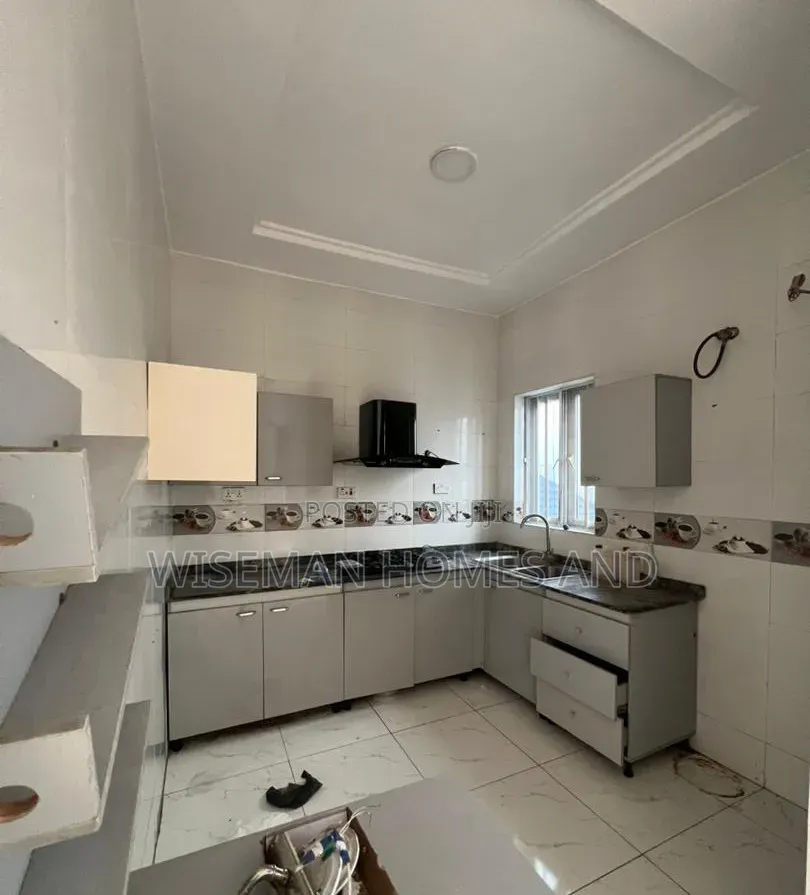 2bdrm Apartment in Chevron Lekki for rent in Chevron