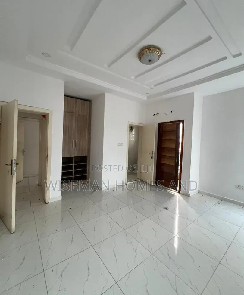 2bdrm Apartment in Chevron Lekki for rent in Chevron