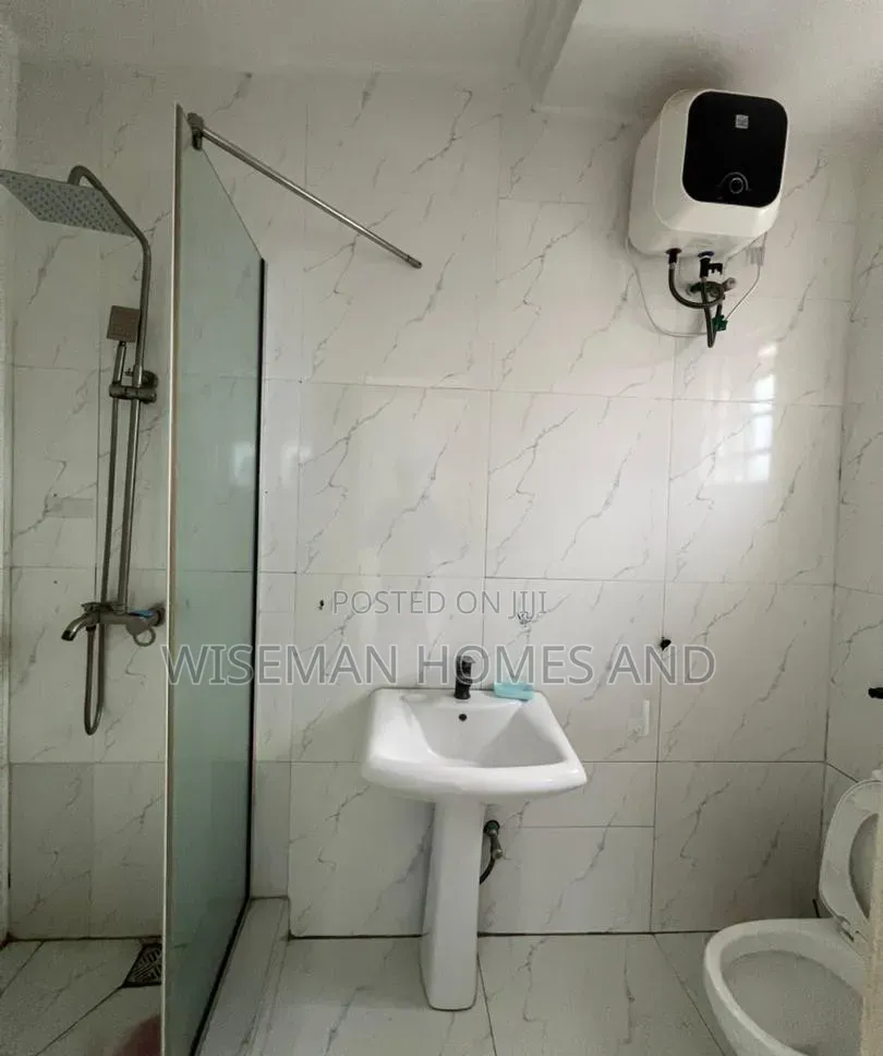 2bdrm Apartment in Chevron Lekki for rent in Chevron