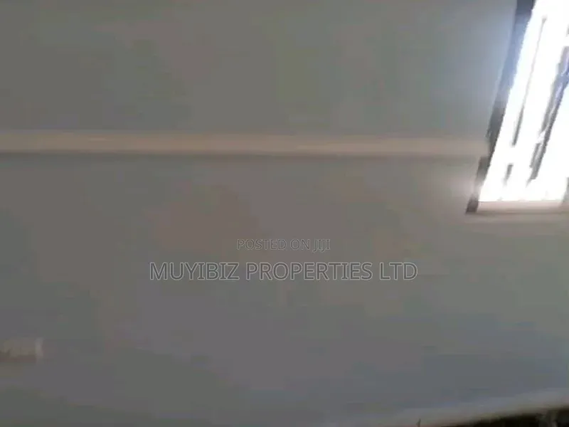 2bdrm Apartment in Ikolaba Gra Estate, Akala Express for rent in Akala Express