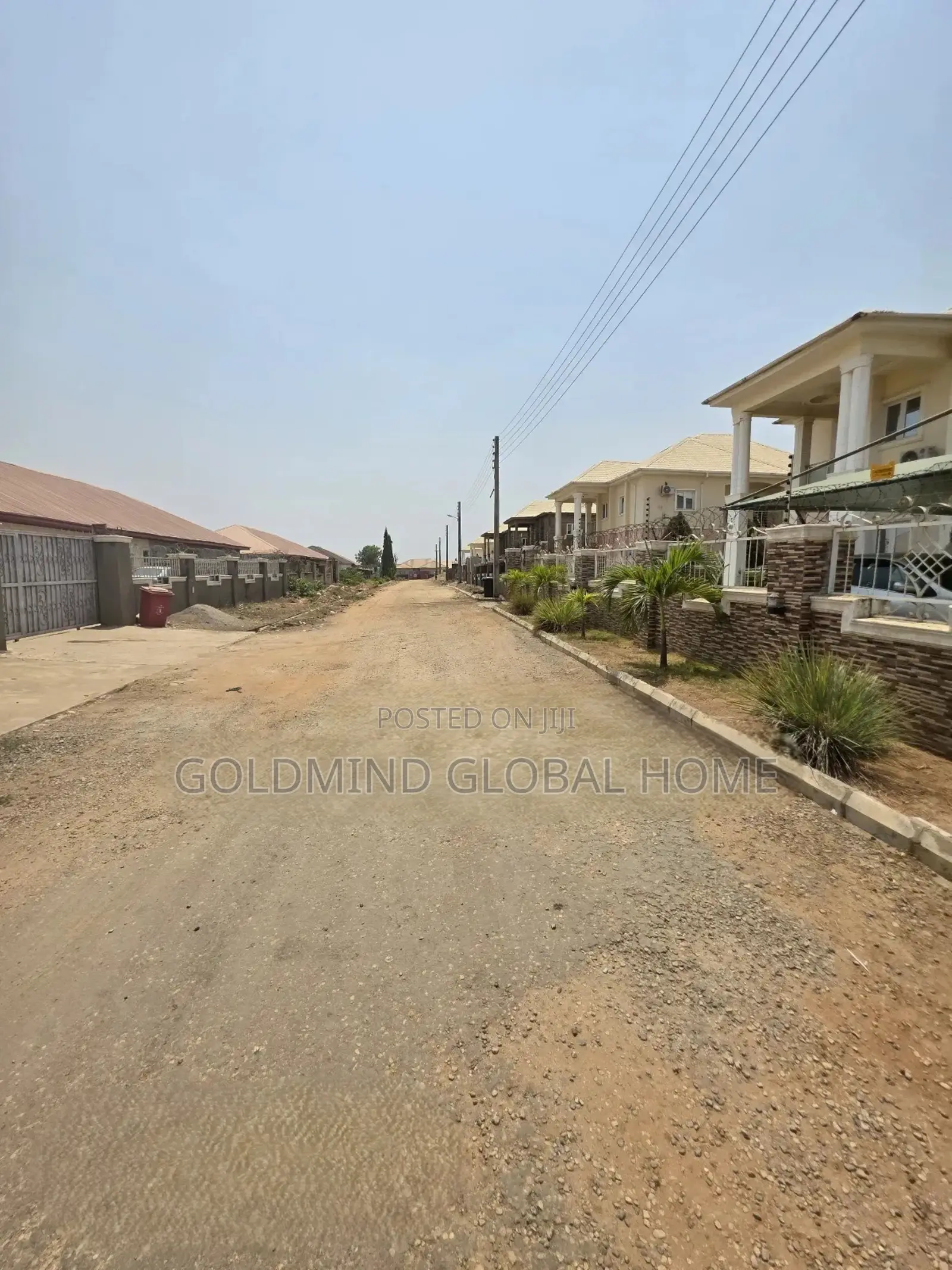 4bdrm Duplex in Lugbe District. for sale in Sabon Lugbe