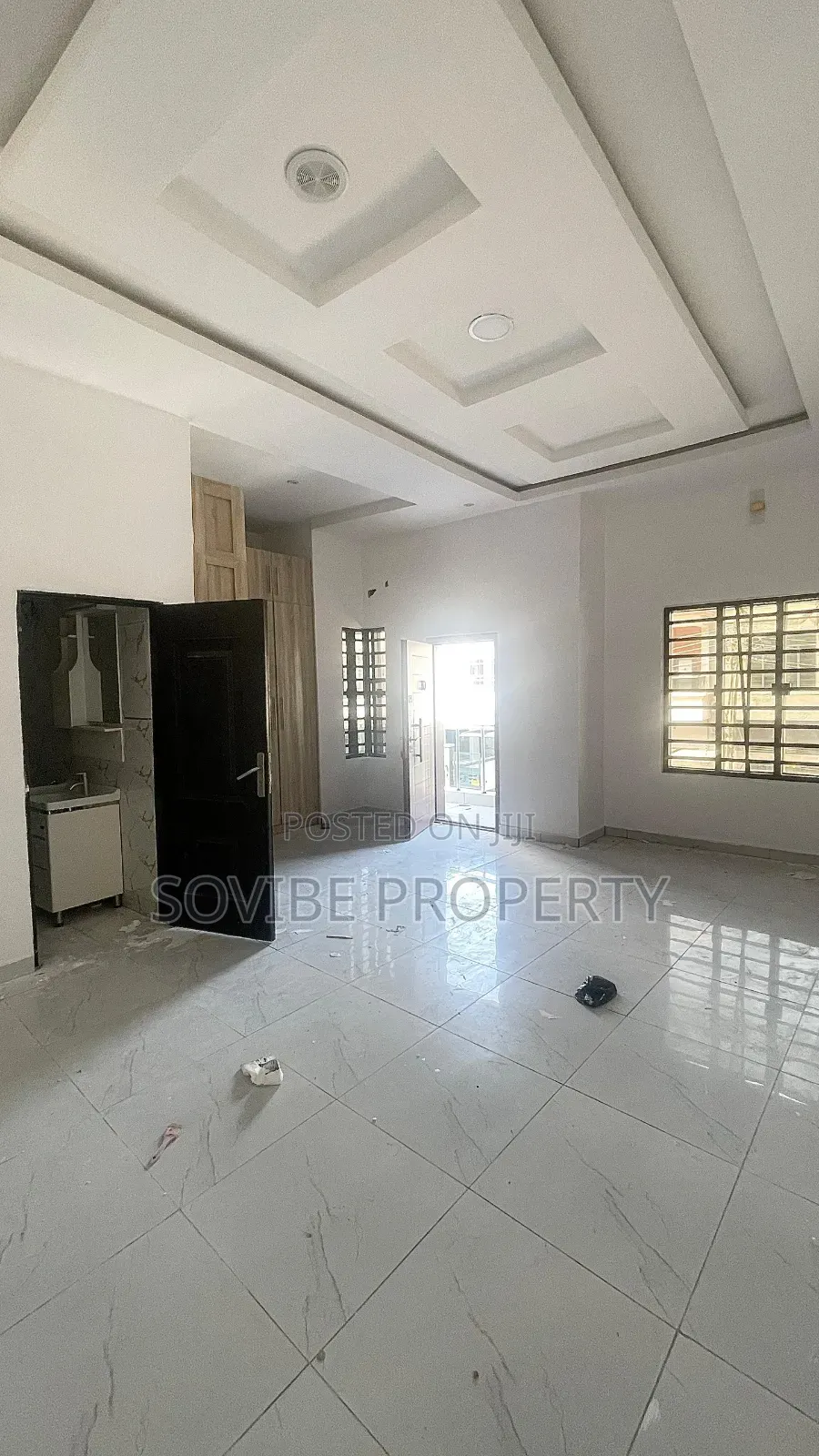 Furnished 4bdrm Duplex in Chevron for rent in Chevron