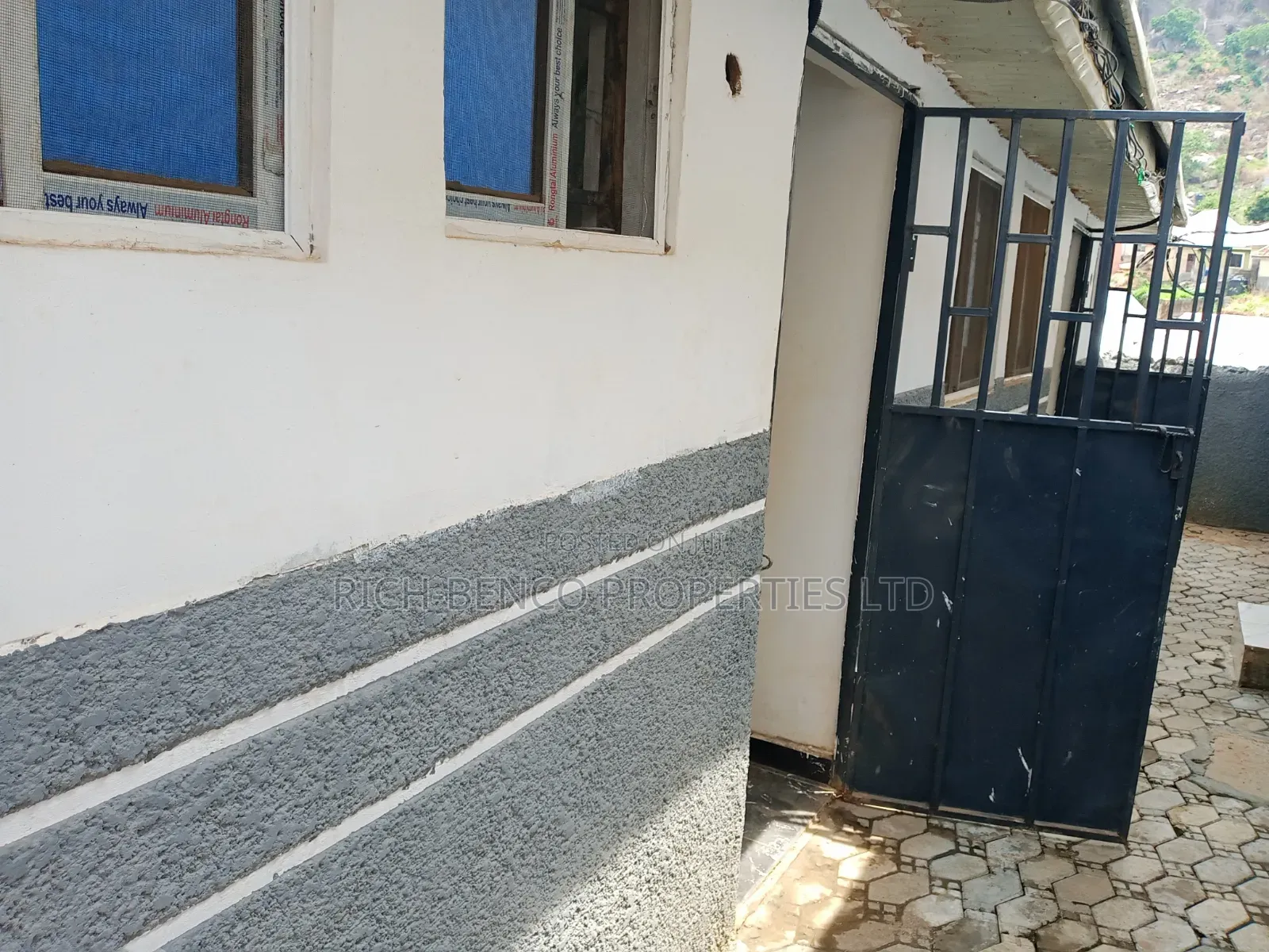 Studio Apartment in Police Signboard, Dutse-Alhaji for rent in Dutse-Alhaji