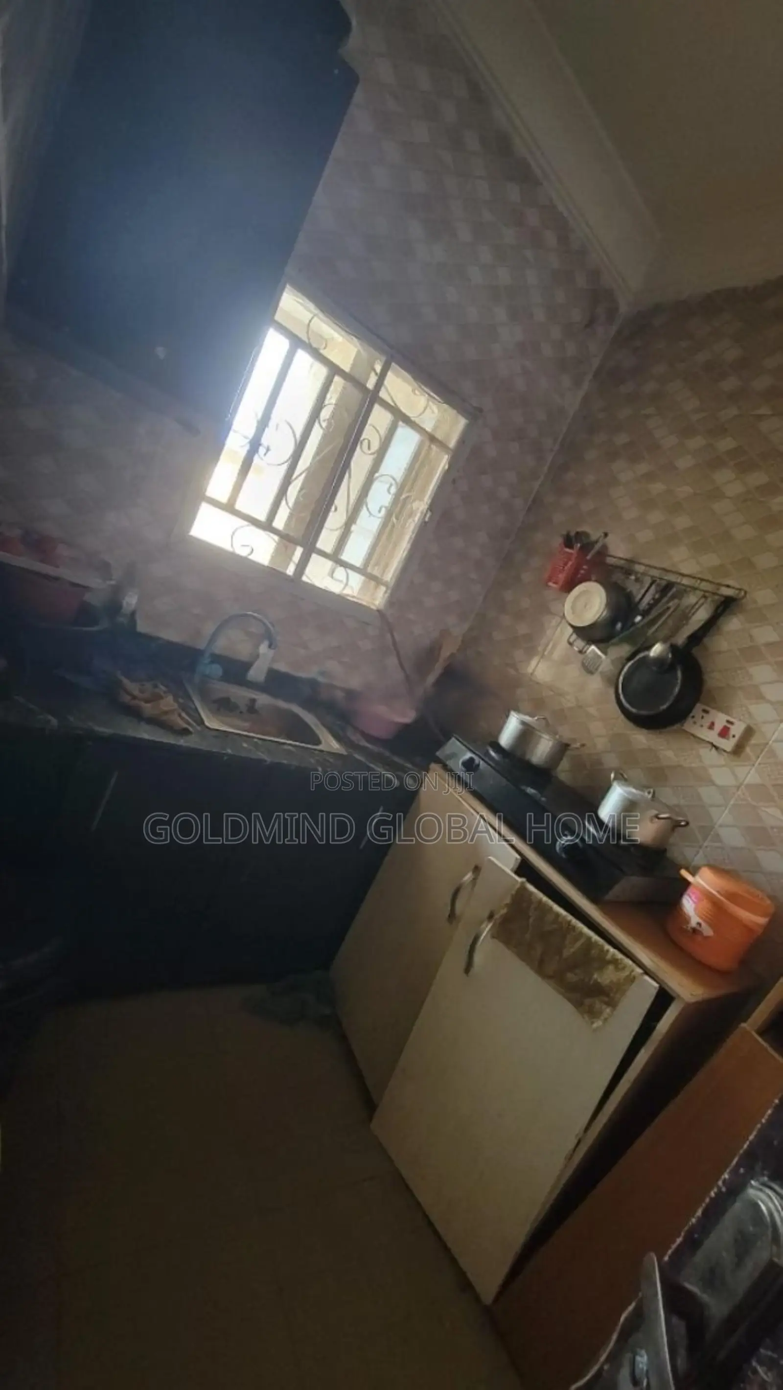 3bdrm Bungalow in Lugbe District. for sale in Sabon Lugbe