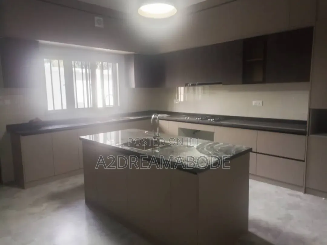 5bdrm Duplex in Ikeja Gra for rent in Ikeja GRA