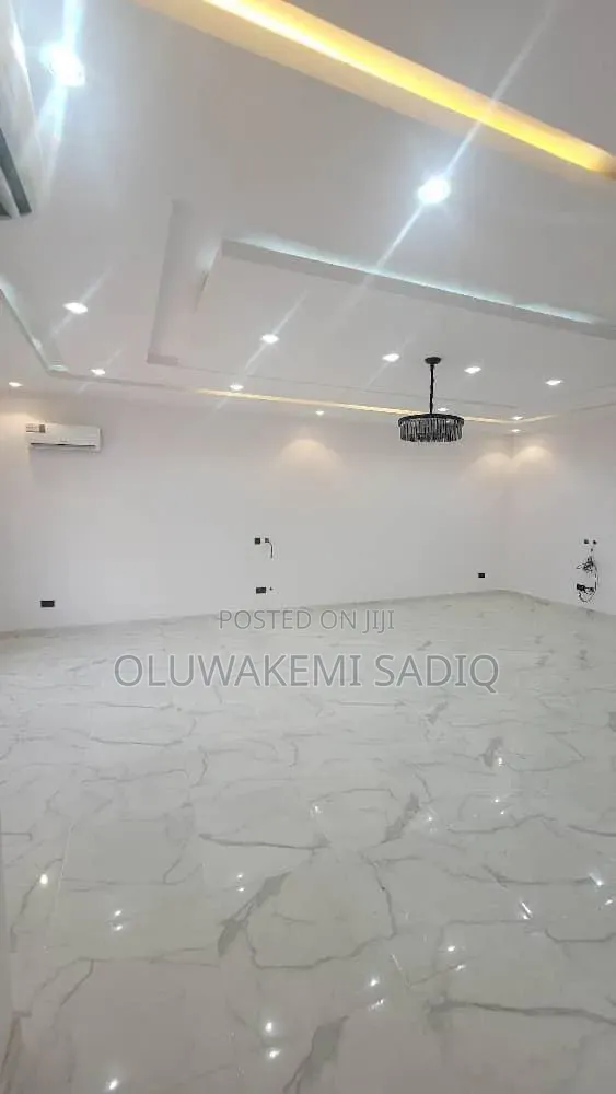 4bdrm Duplex in Banana Island for rent in Banana Island