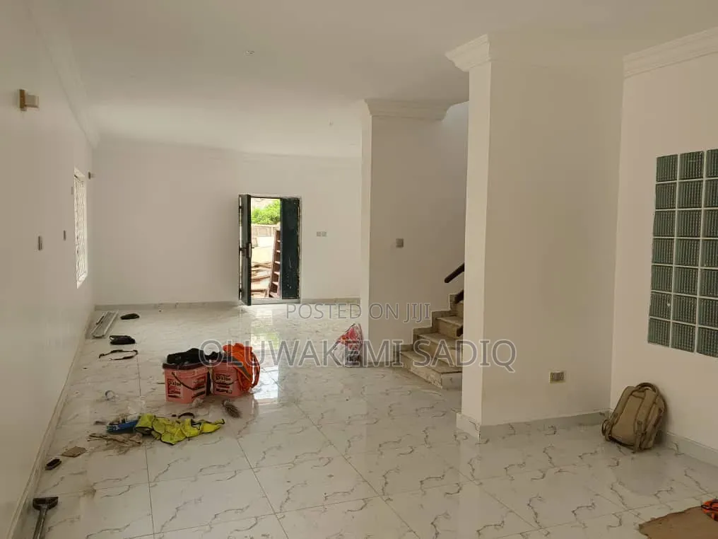 4bdrm Duplex in Adeniyi Jones for rent in Adeniyi Jones