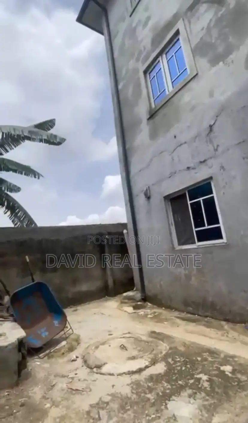 5bdrm Block of Flats in Obio-Akpor for sale in Obio-Akpor