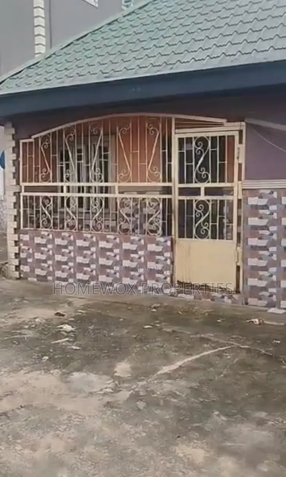 2bdrm Block of Flats in Obio-Akpor for sale in Obio-Akpor