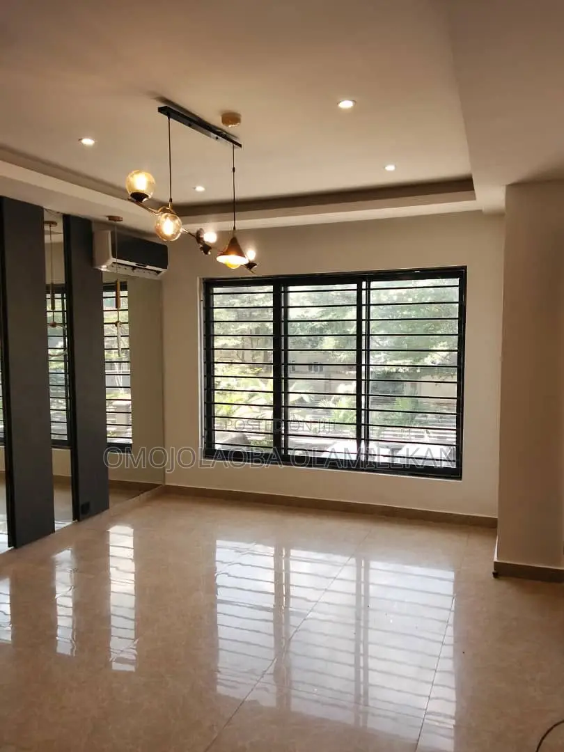 4bdrm Duplex in Banana Island for rent in Banana Island