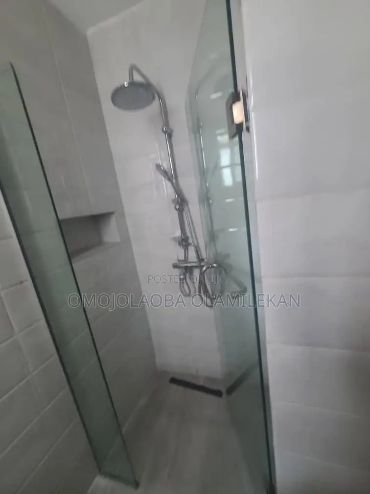 3bdrm Apartment in Victoria Island Extension for rent in Victoria Island Extension