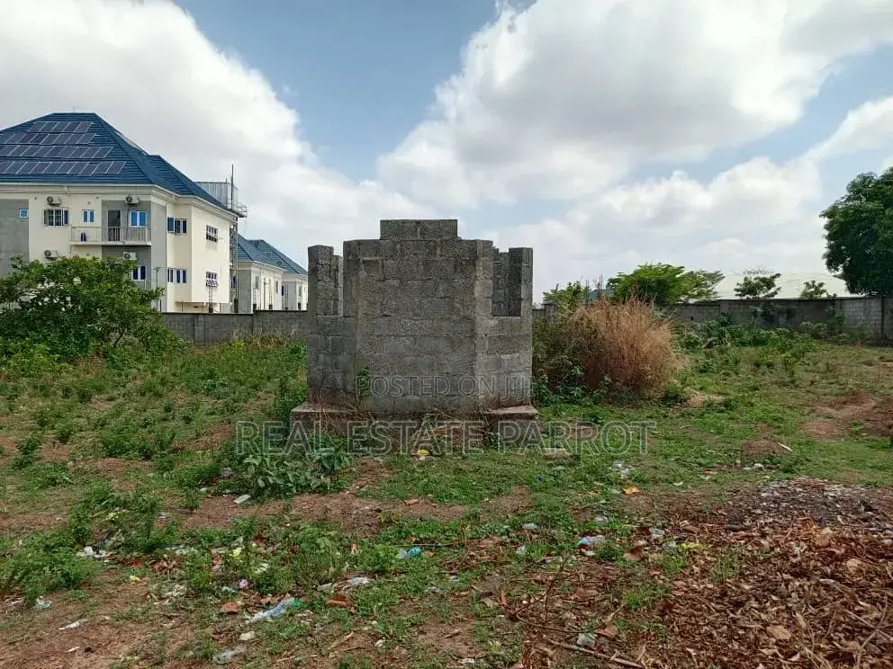 Mixed-Use Land for Lease in Jahi