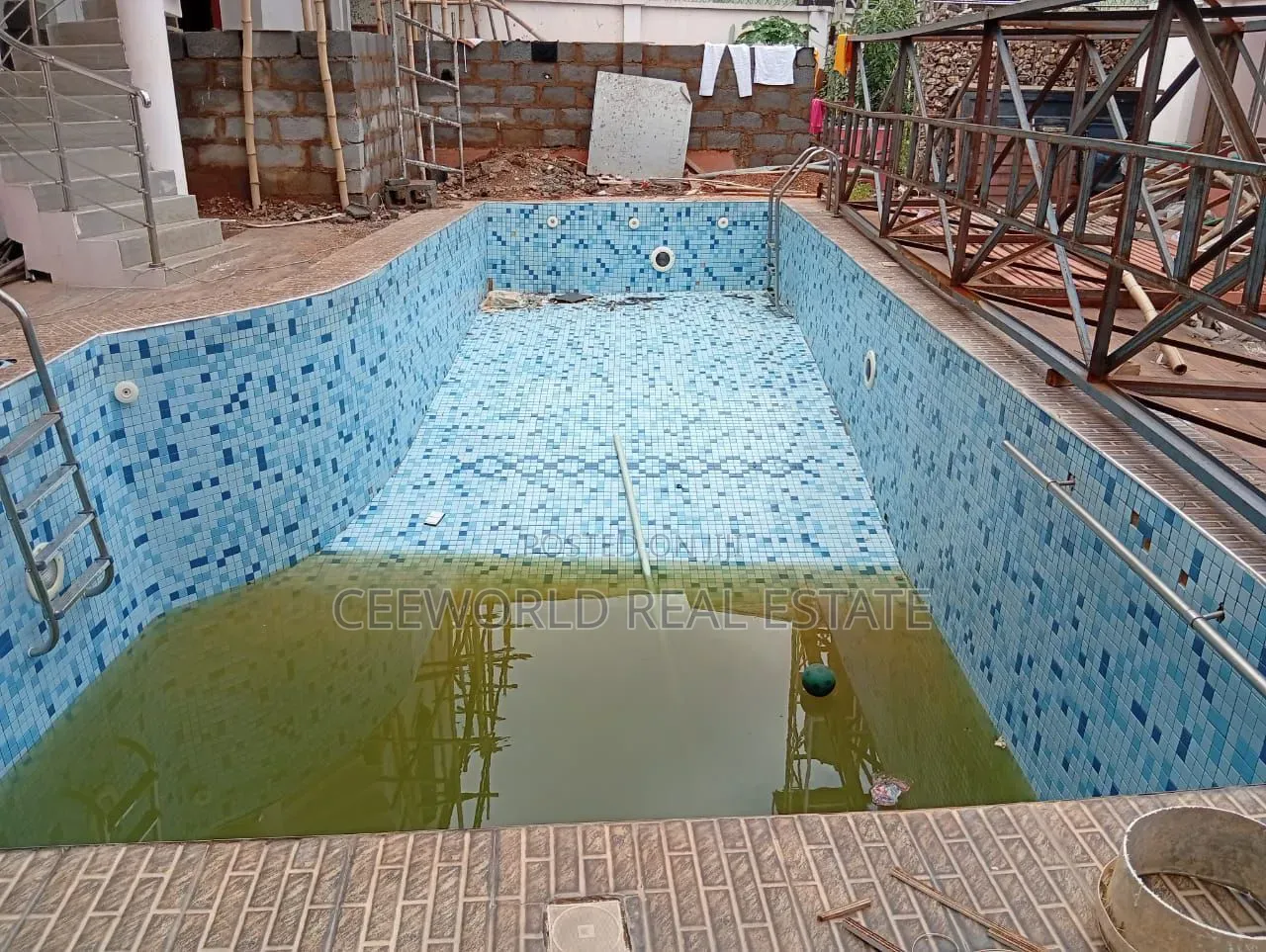 Furnished 5bdrm Duplex in Aerodrome Gra for rent in Samonda
