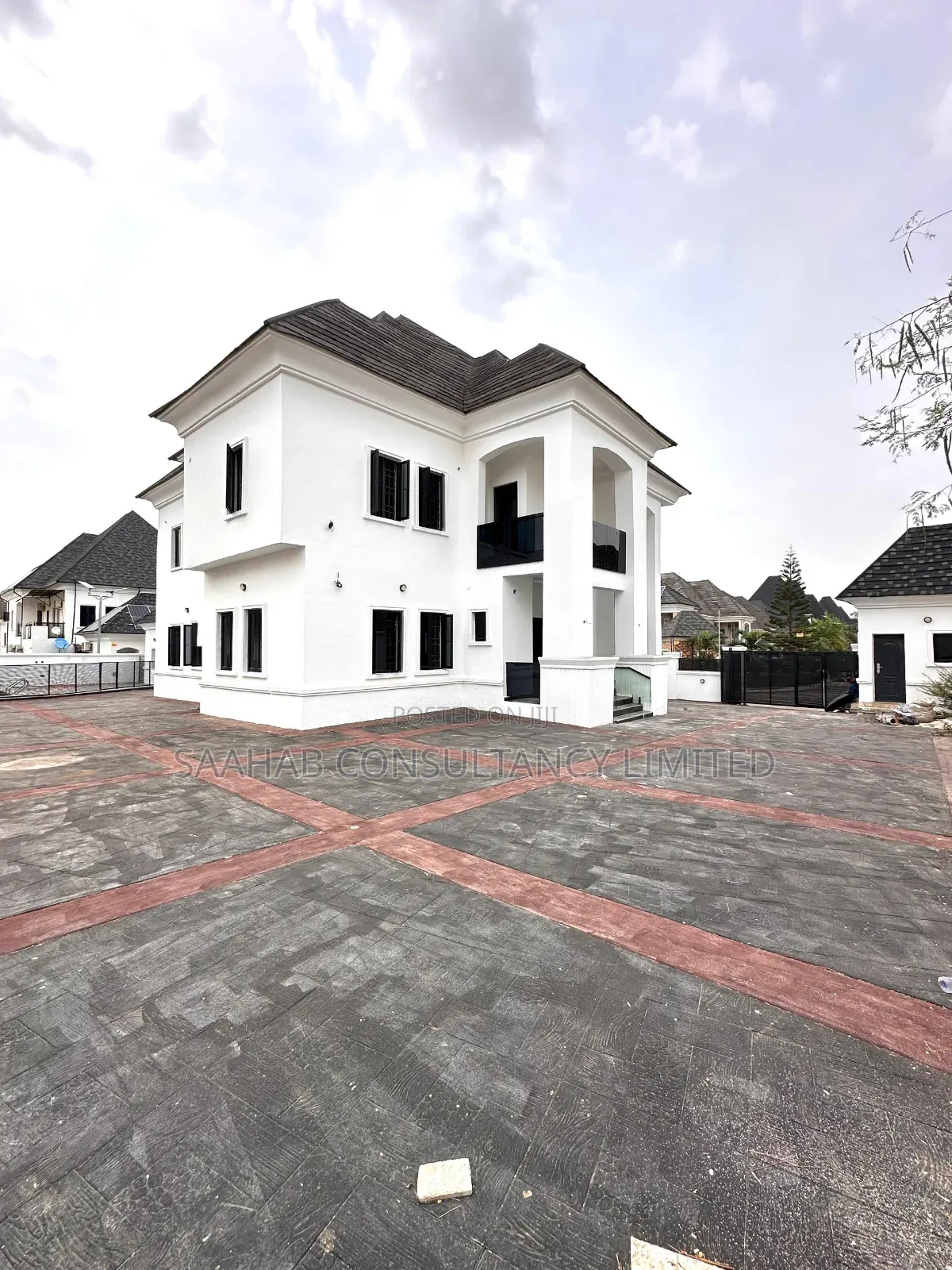 5bdrm Duplex in Efab Estate, Karsana for sale in Karsana
