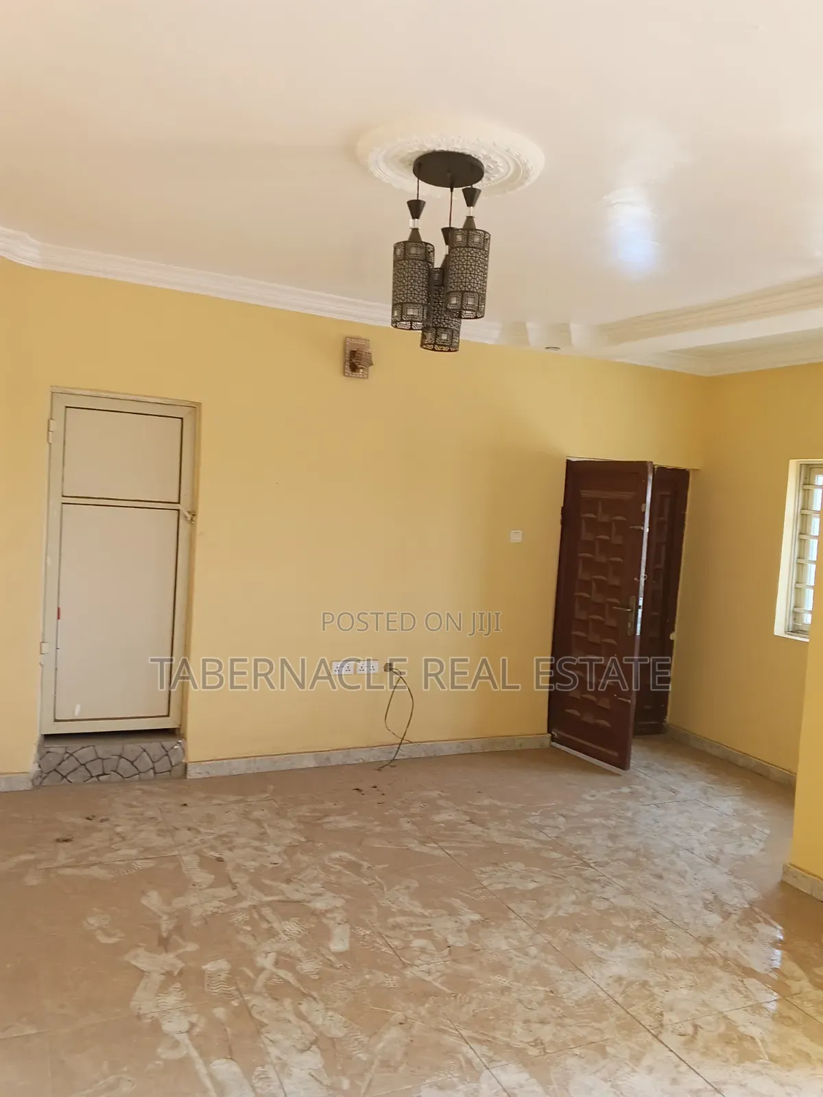 2bdrm Apartment in Ayonnusi Estate, for rent in Ikorodu Garage