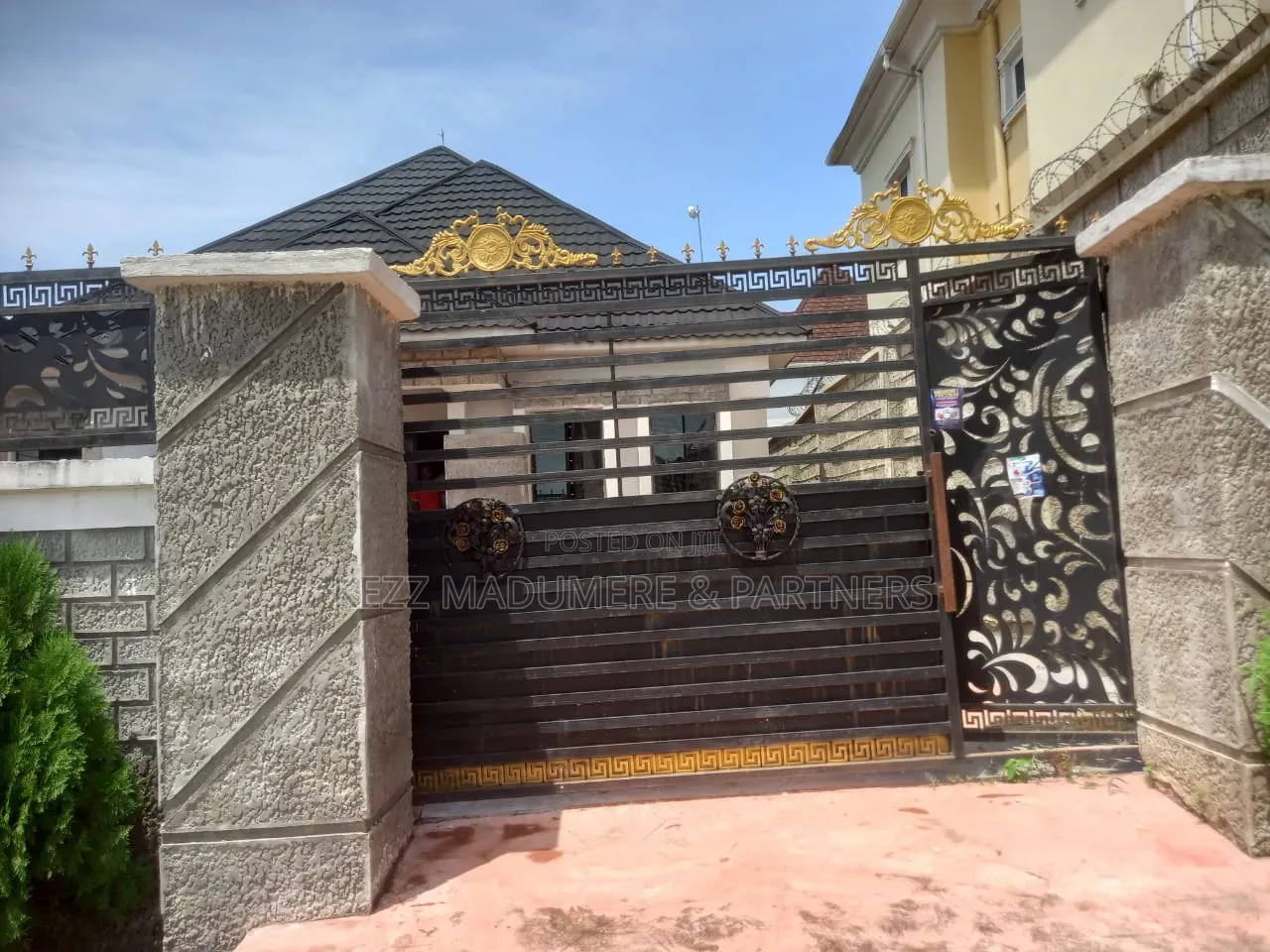 4bdrm Bungalow in At A Housing Estate for sale in Umuahia