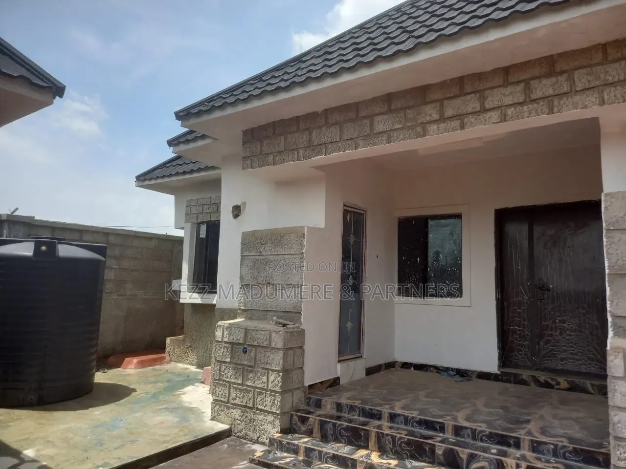 4bdrm Bungalow in At A Housing Estate for sale in Umuahia