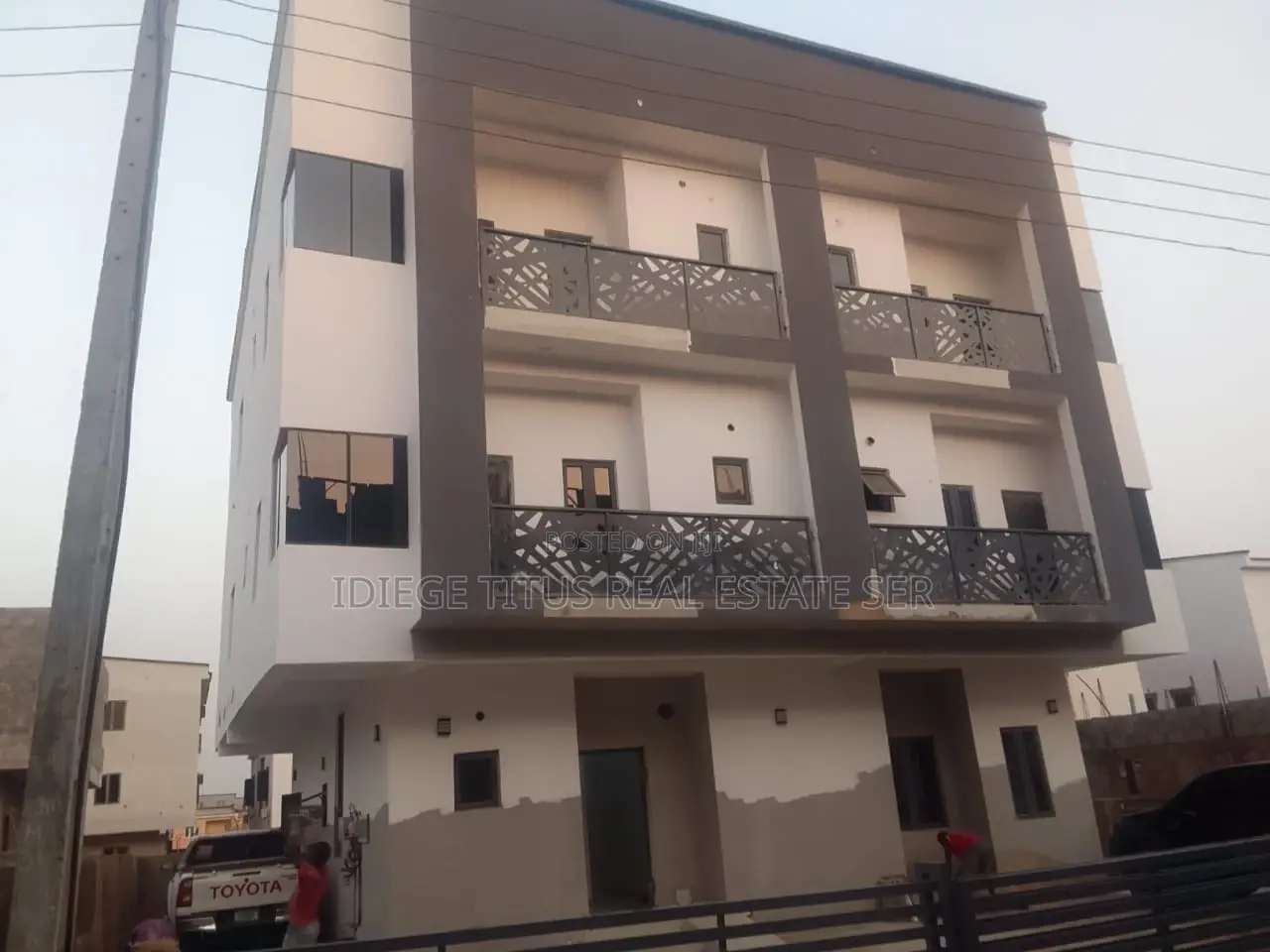 3bdrm Block of Flats in Paradise 2, Life Camp for sale in Life Camp