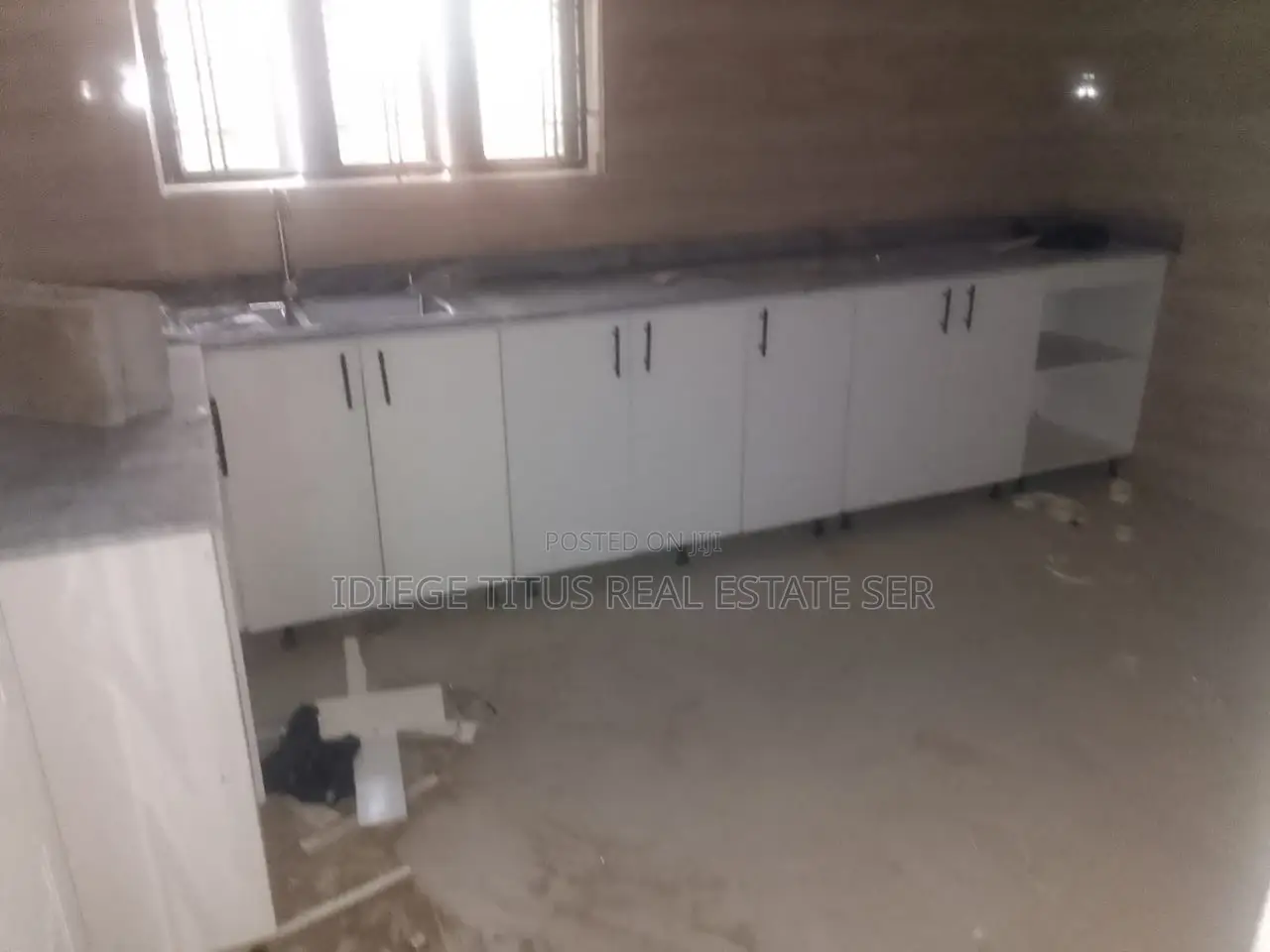 3bdrm Block of Flats in Paradise 2, Life Camp for sale in Life Camp