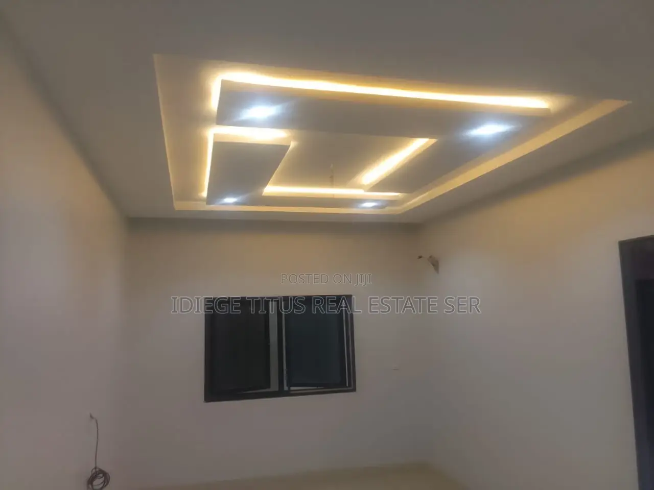 5bdrm Townhouse / Terrace in Tarred Road, Katampe (Main) for rent in Katampe (Main)