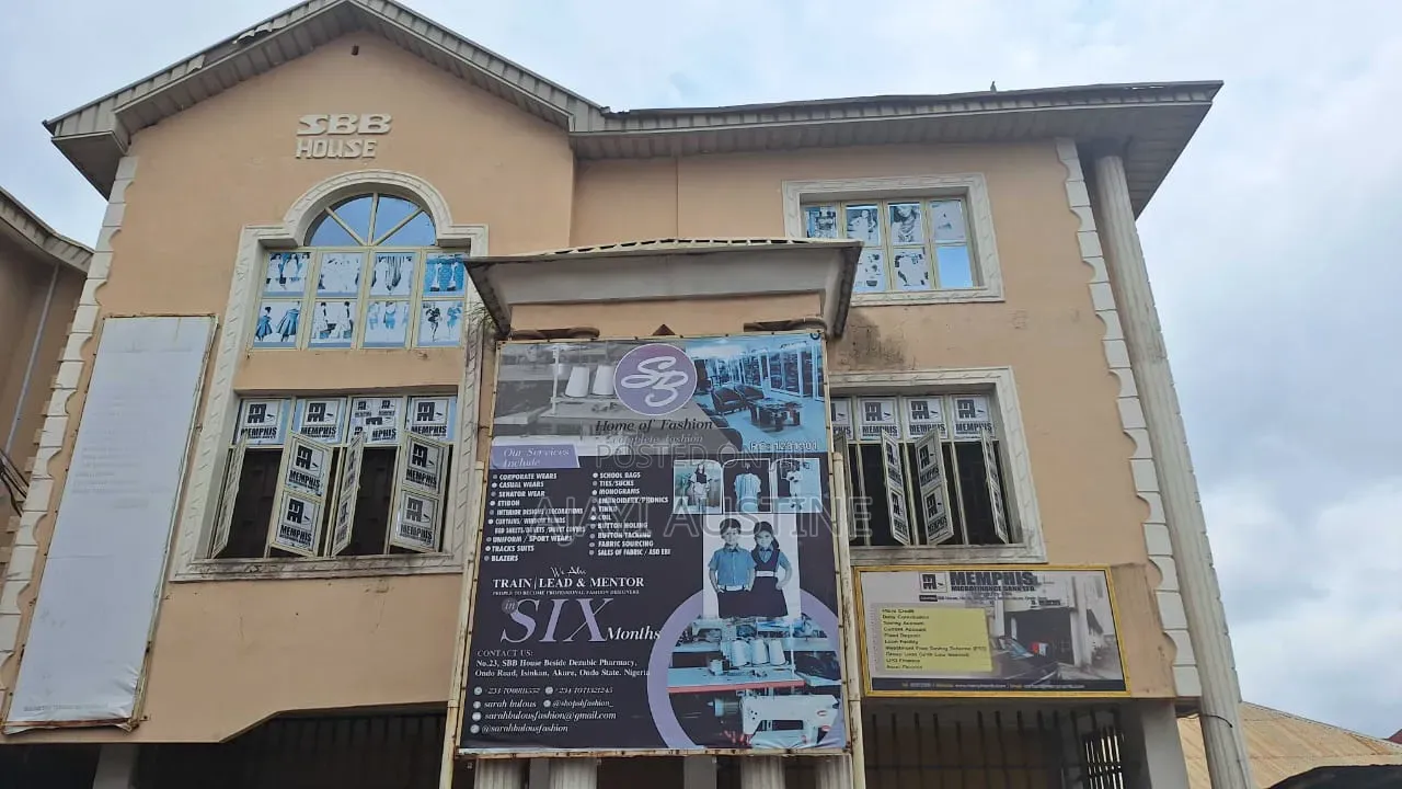 Building Along Cathedral Isikan Road for Sale in Akure