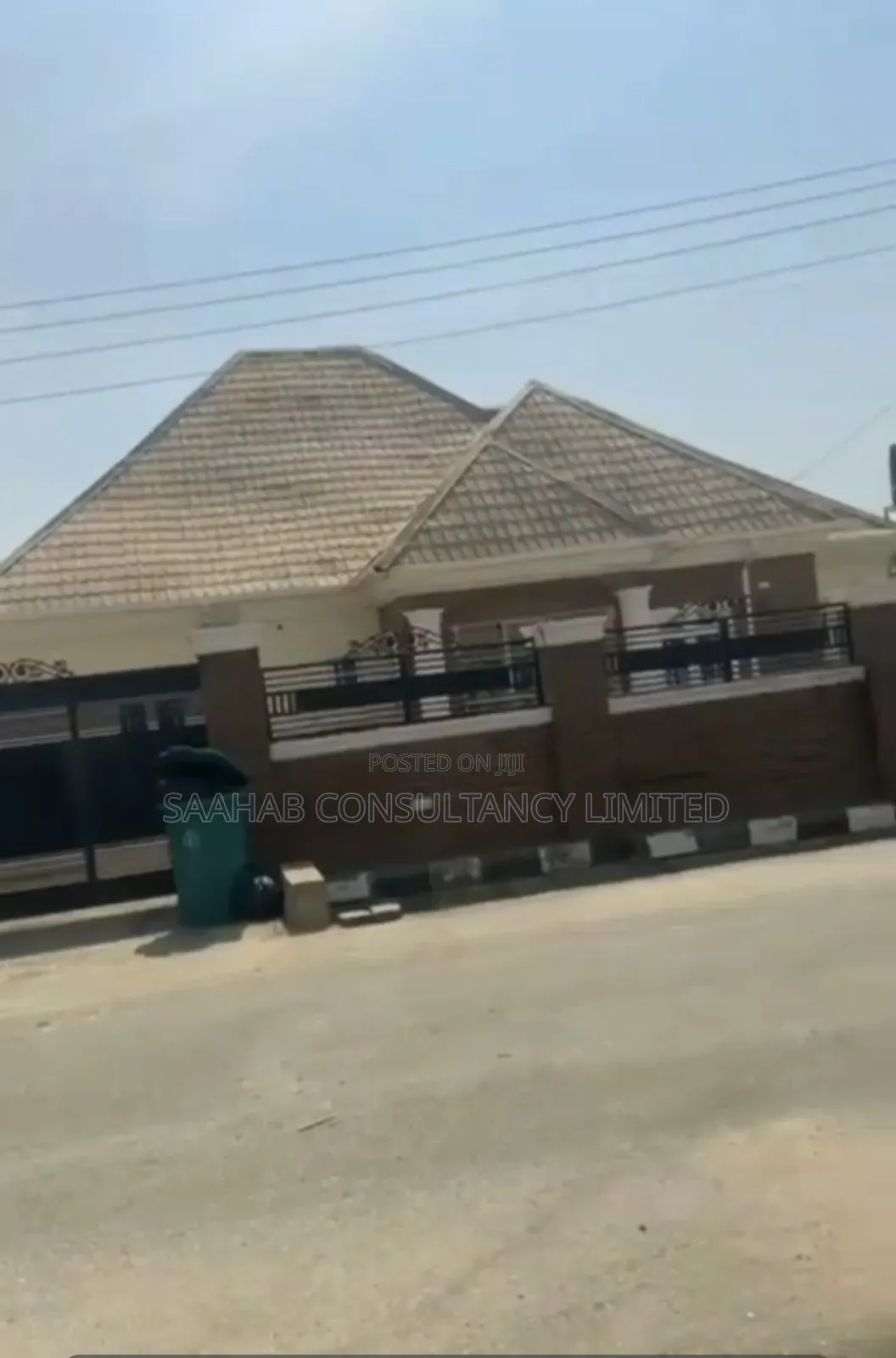 3bdrm Bungalow in Estate Property, FHA for sale in FHA