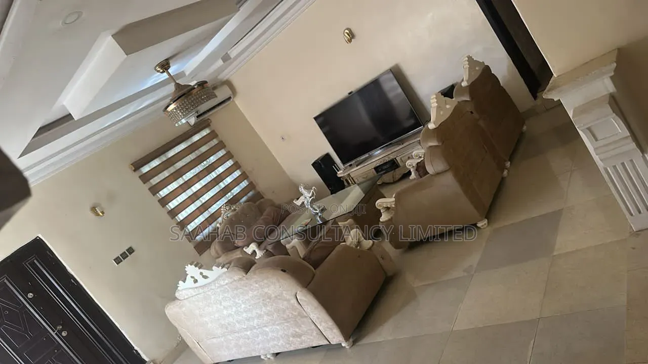 3bdrm Bungalow in Estate Property, FHA for sale in FHA