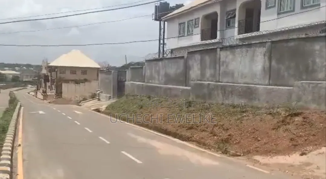 Distress 602.62sqm of Land for Sale in Golf Annex Enugu in Enugu
