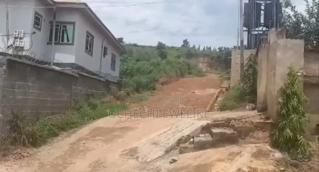 Distress 602.62sqm of Land for Sale in Golf Annex Enugu in Enugu