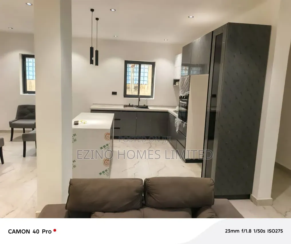3bdrm Duplex in Mini Estate, Victoria Island Extension for sale in Victoria Island Extension