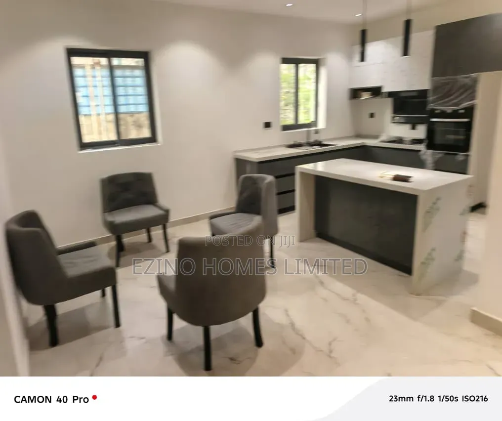 3bdrm Duplex in Mini Estate, Victoria Island Extension for sale in Victoria Island Extension