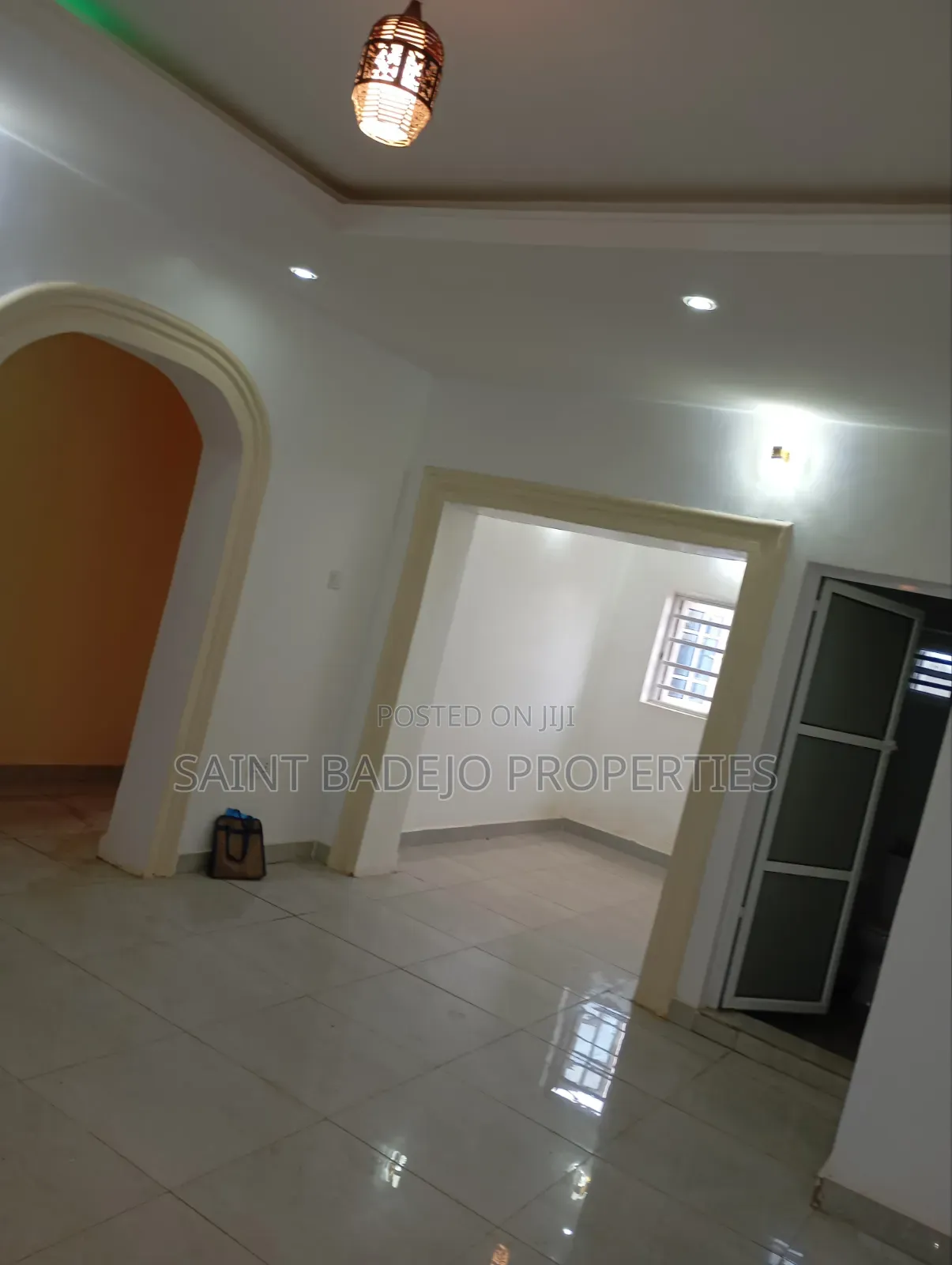 3bdrm Block of Flats in Ipoyewa Estate, for rent in Adamo