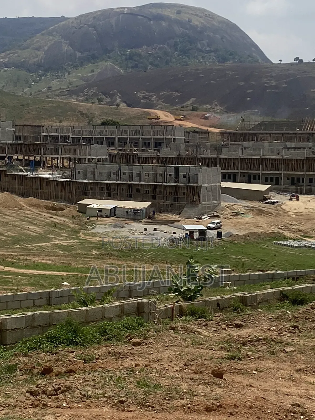 Amber Hills in Asokoro