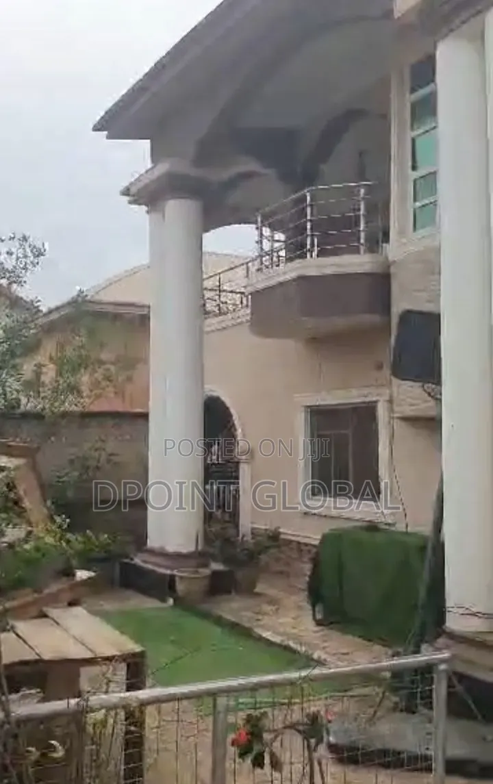 11bdrm Duplex in Not Estate, Egbeda for sale in Egbeda
