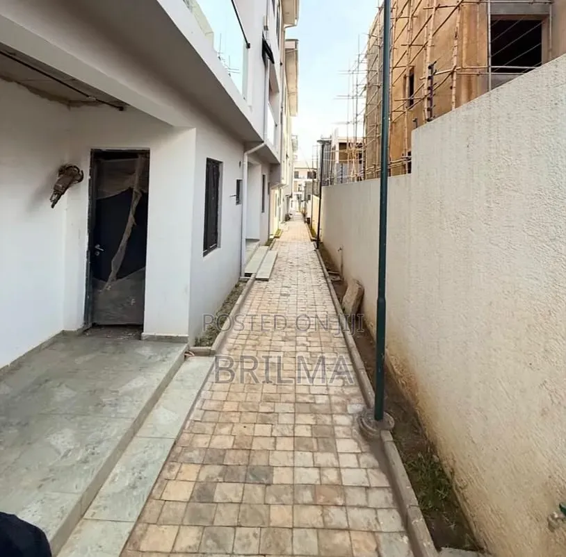 4bdrm Duplex in Guzape District for sale in Guzape District