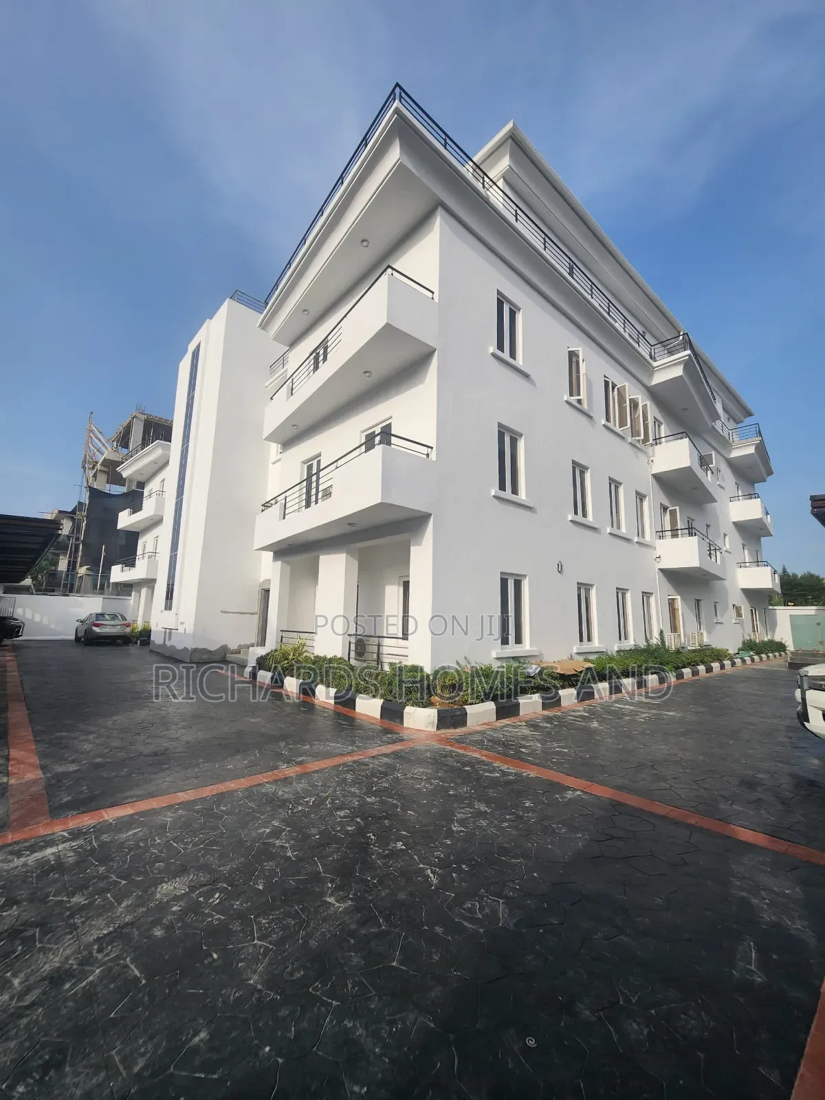 3bdrm Apartment in Banana Island for rent in Banana Island