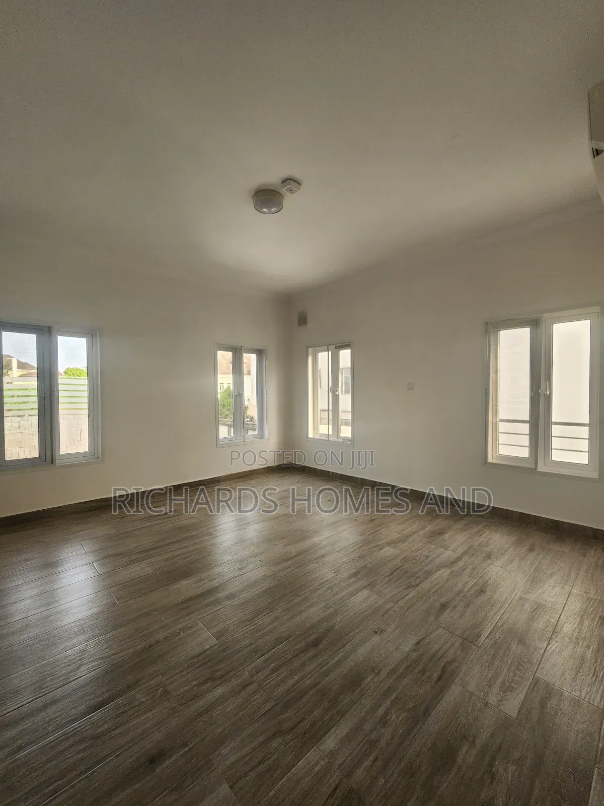 3bdrm Apartment in Banana Island for rent in Banana Island