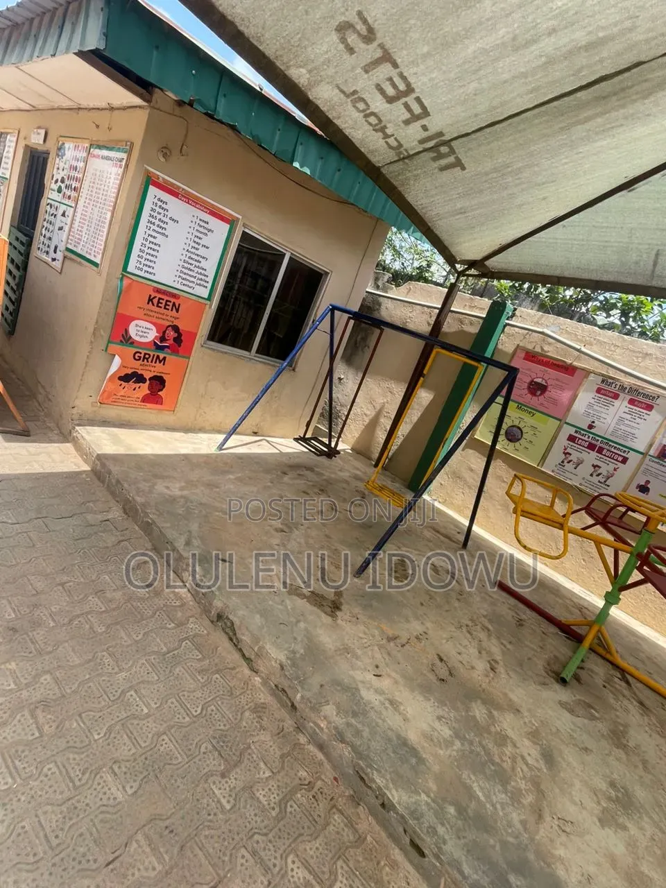 For Sale Functioning Pry and Sec School at Ayobo on One and Half Plot. in Egan