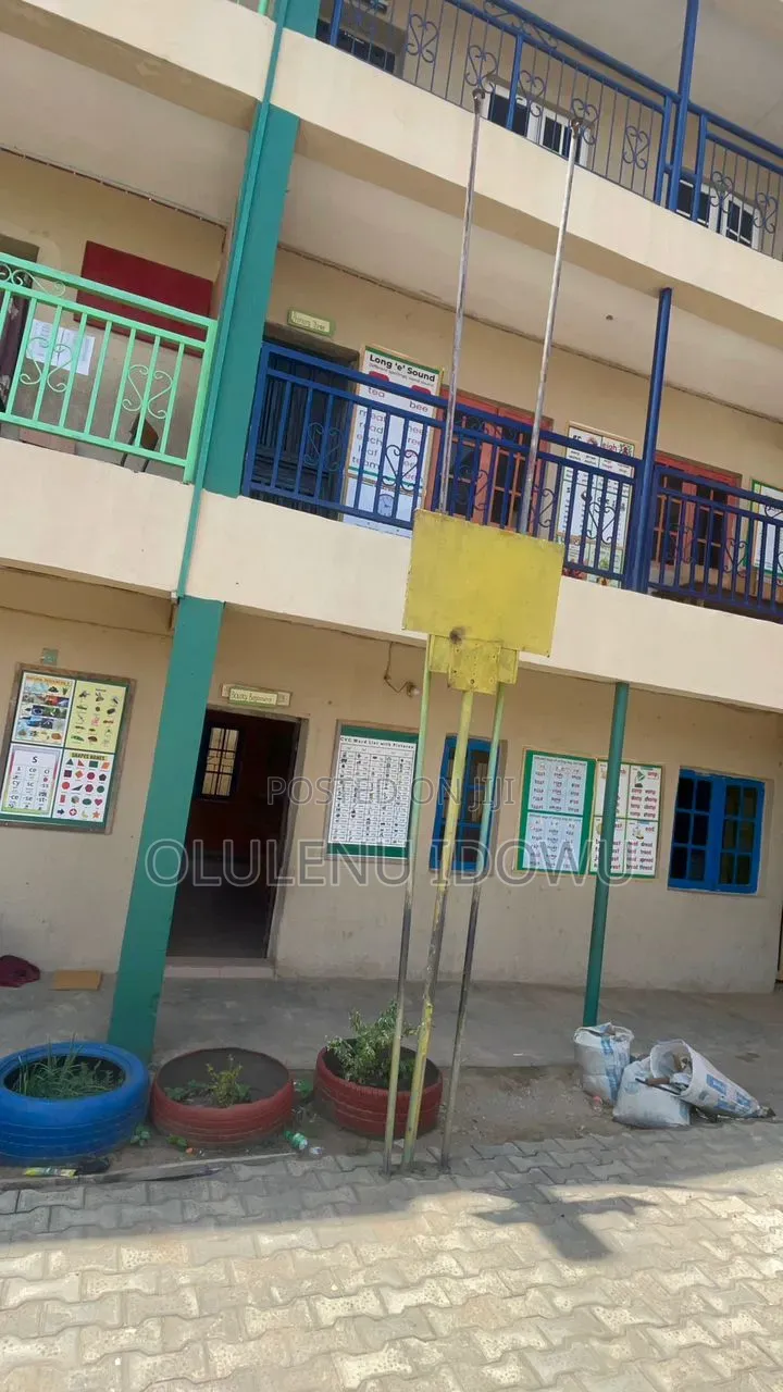 For Sale Functioning Pry and Sec School at Ayobo on One and Half Plot. in Egan