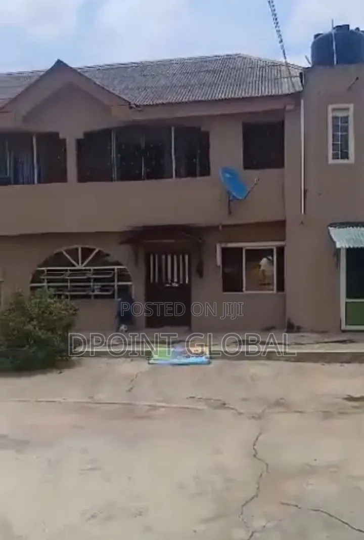 5bdrm Block of Flats in Not Estate, Egan for sale in Egan
