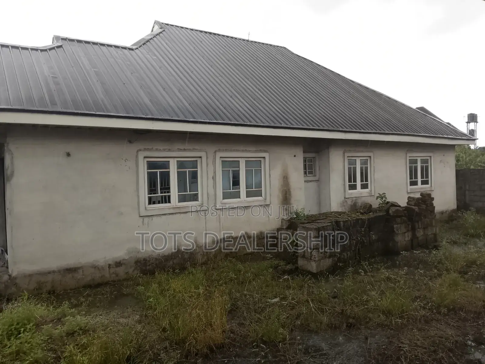 3bedroom Flat (Uncompleted) on 1plot of Land in Port-Harcourt