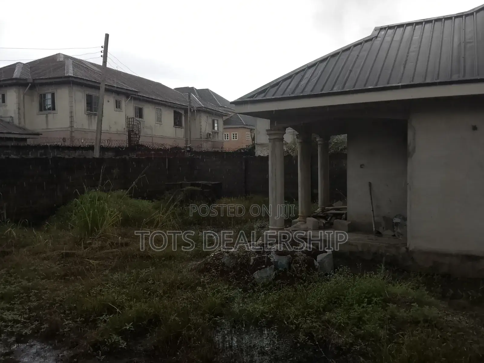 3bedroom Flat (Uncompleted) on 1plot of Land in Port-Harcourt